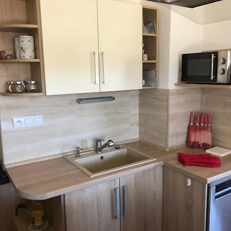 Na Farme Na Hodosi * Cierny Potok